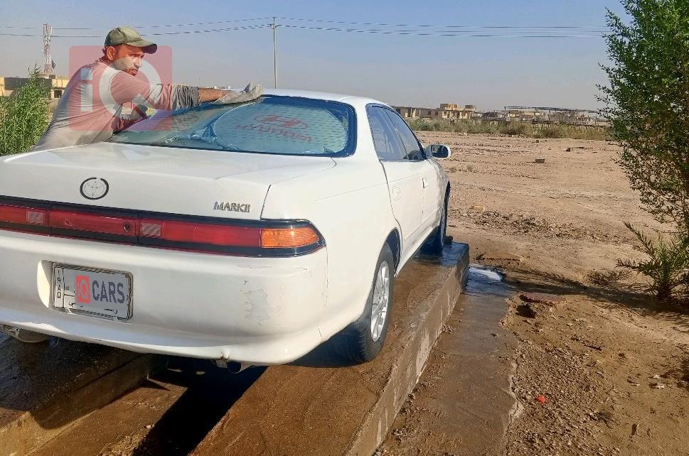 Toyota Crown Comfort